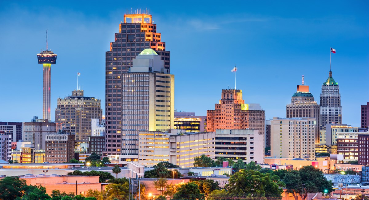 San Antonio, Texas skyline at night