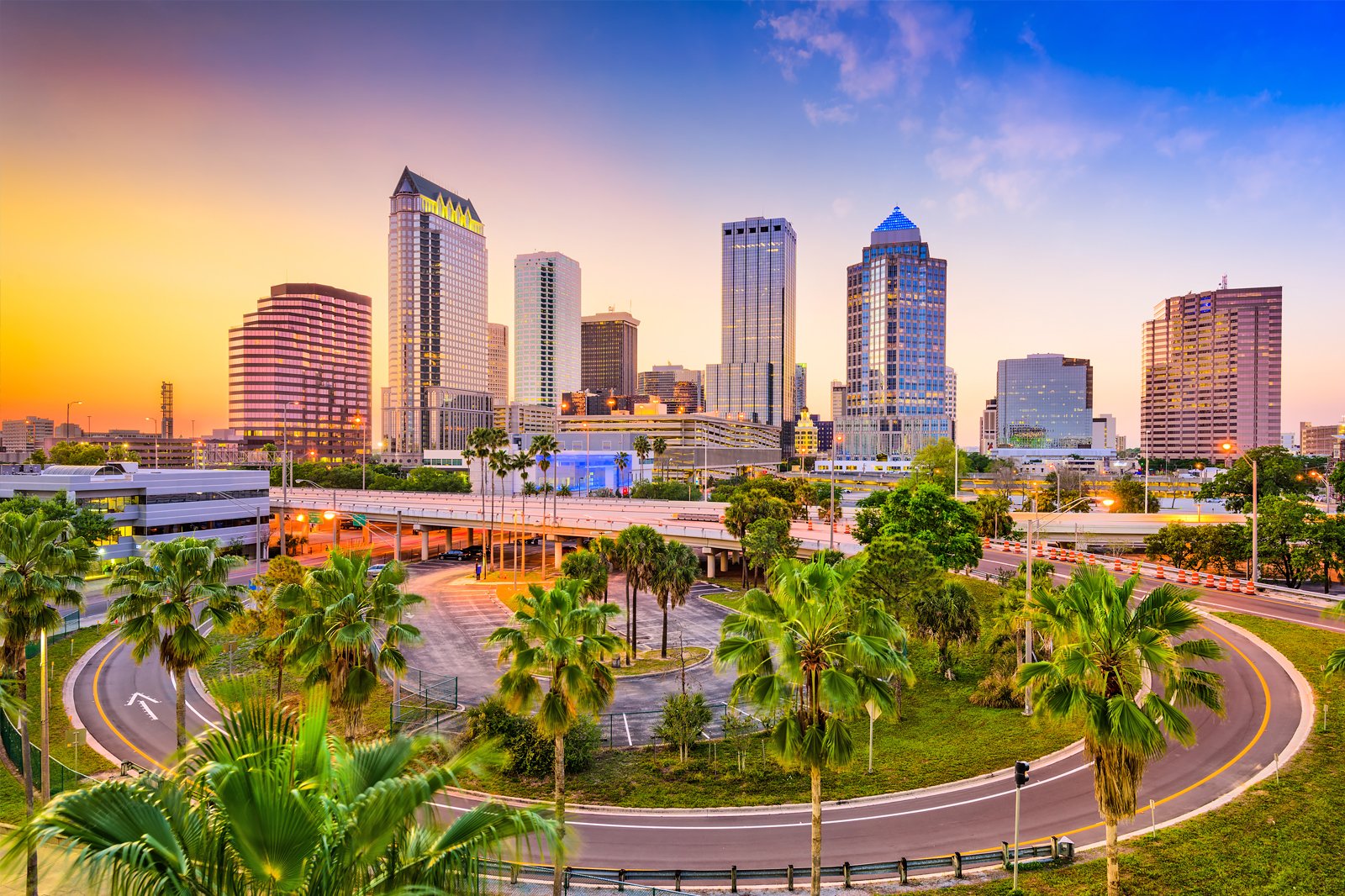 Tampa, FL skyline