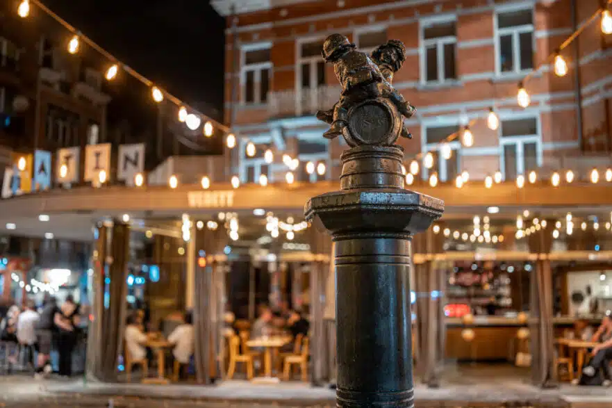 photograph of a pub near a suburb